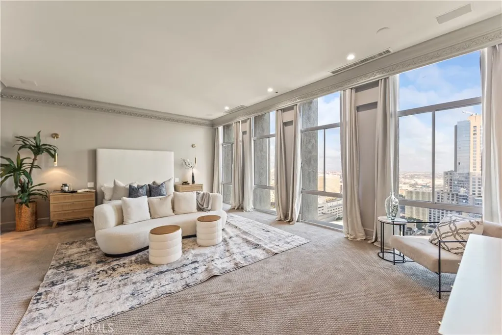 800 W 1st, Los Angeles, California 90012 home-pic-8